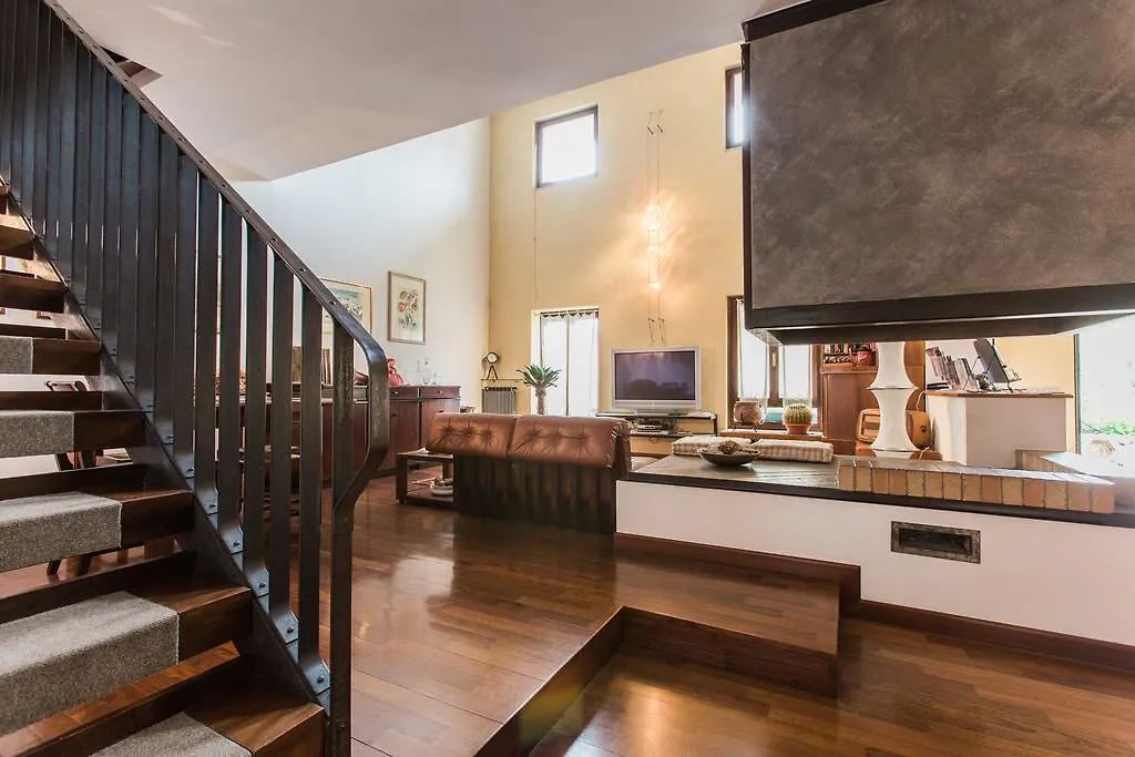 B&B Cipriani Верона 0*,